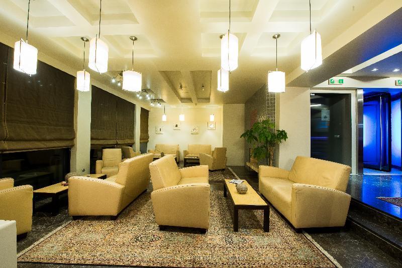 Pines Hotel (Adults Only) Kifisia Bagian luar foto