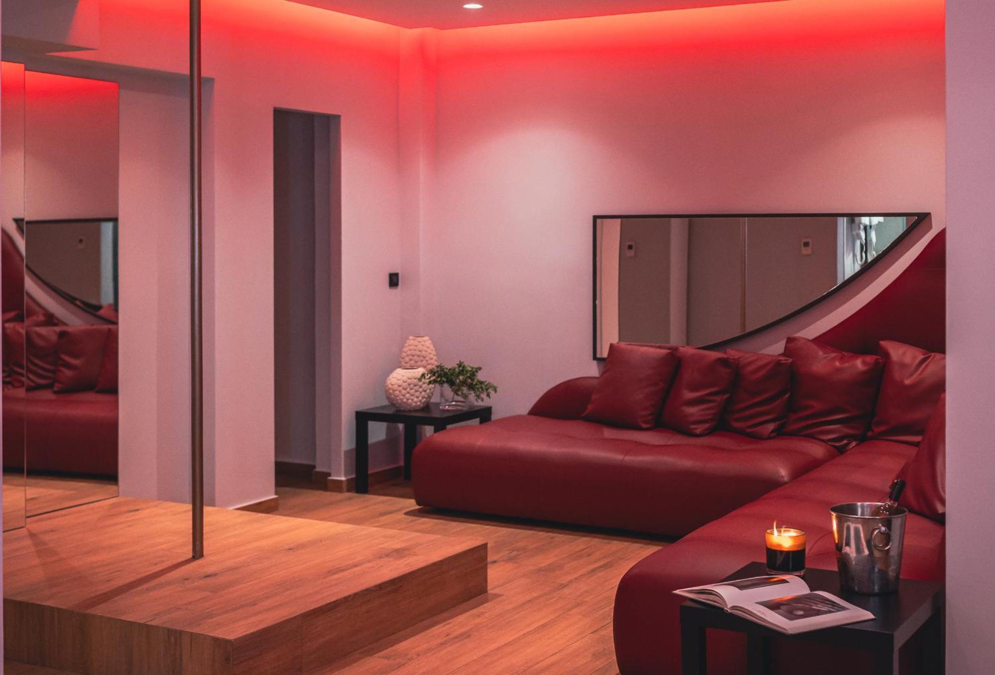 Pines Hotel (Adults Only) Kifisia Bagian luar foto