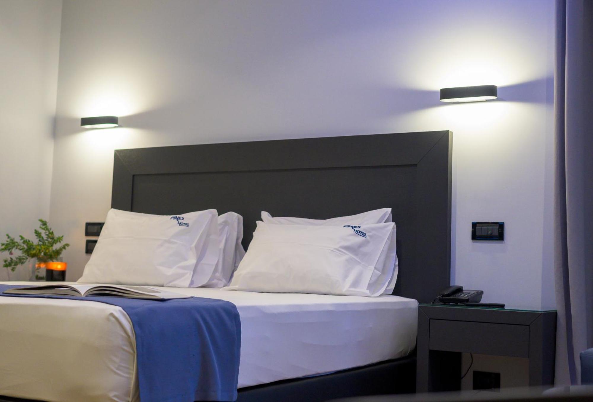Pines Hotel (Adults Only) Kifisia Bagian luar foto