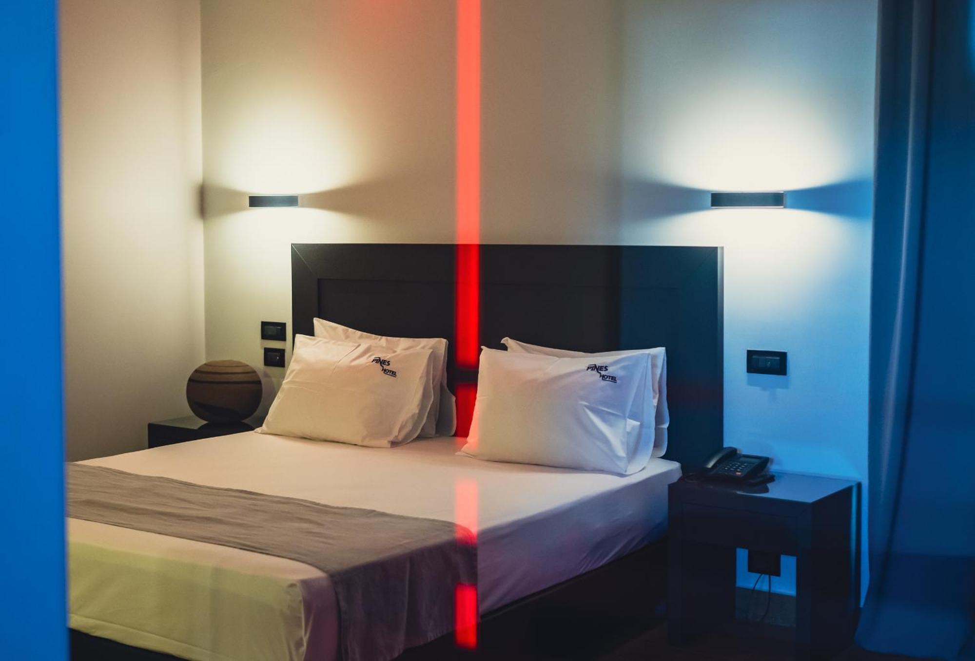 Pines Hotel (Adults Only) Kifisia Bagian luar foto